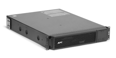 APC 不斷電系統，可在主電源不穩定時協助維護設備電力 
