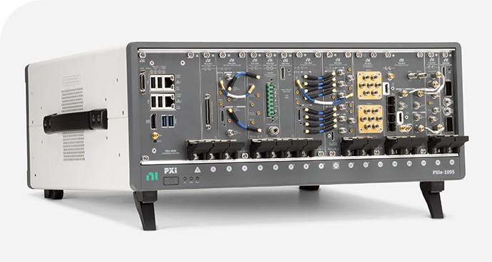 PXI-Chassis mit 18 Slots mit leistungsstarker DC-, Digital- und RF-Messtechnik.