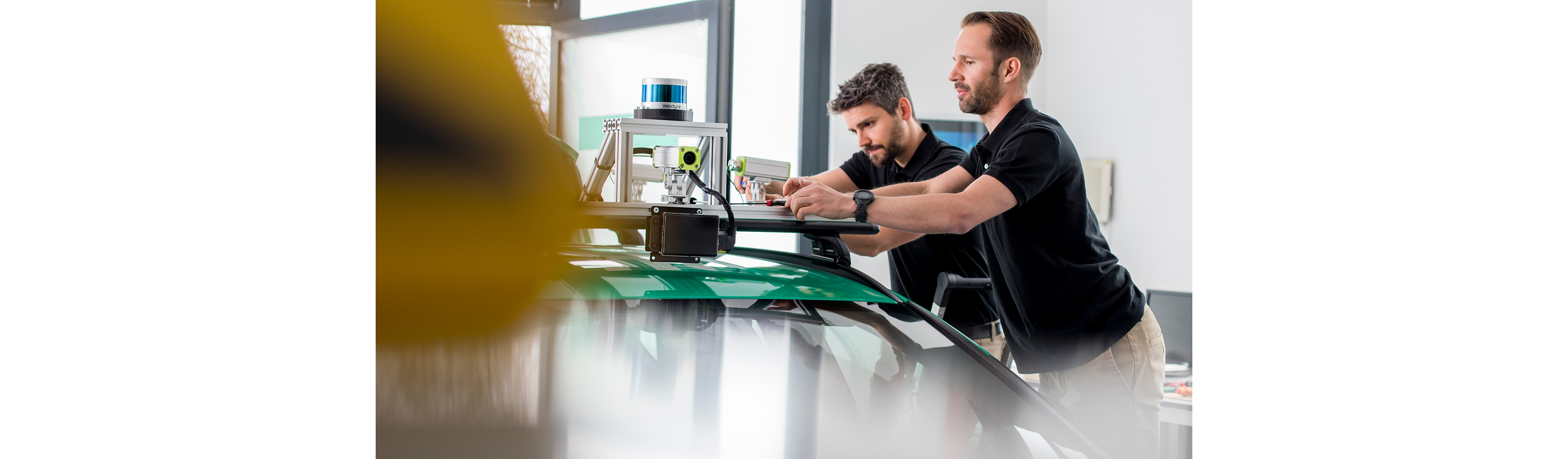 ADAS HIL Testumgebung mit verteilten VeriStand Real-Time Controllern und Sensorsimulation