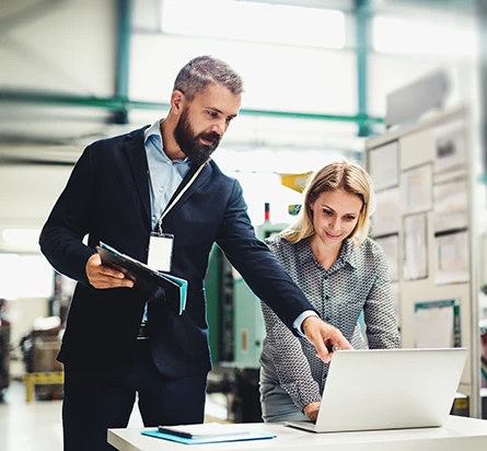 Ingénieurs au travail