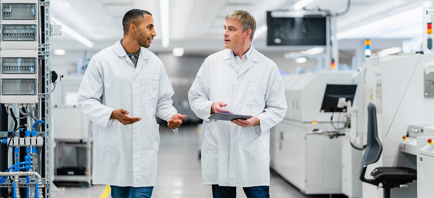 Three F-35B Lightning IIs from VMFA-121 ready to take-off