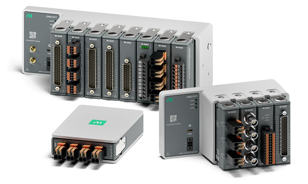 모듈이 장착된 CompactDAQ 섀시